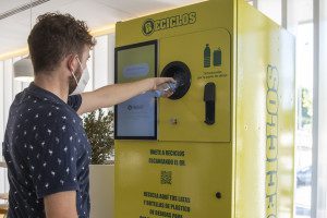 España implantará máquinas que recompensan por reciclar antes de que acabe 2020